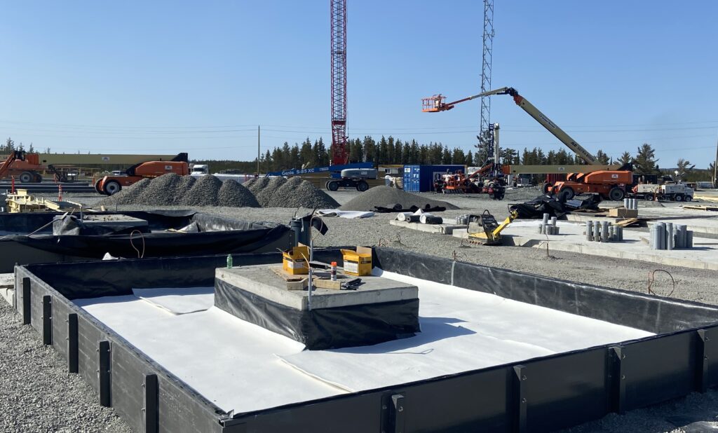 Installation of Albarrie's SAM mat for SorbWeb containments in Northern Ontario Mine